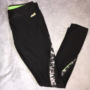 Black Avia leggings with design on legs